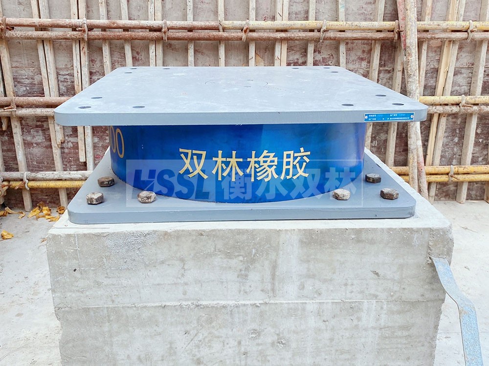 LRB1500铅芯支座 LNR隔震支座700(II型) 橡胶建筑隔震支座厂家电话