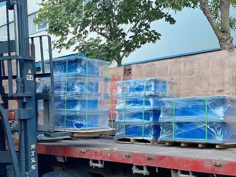 建筑LNR600的隔震支座